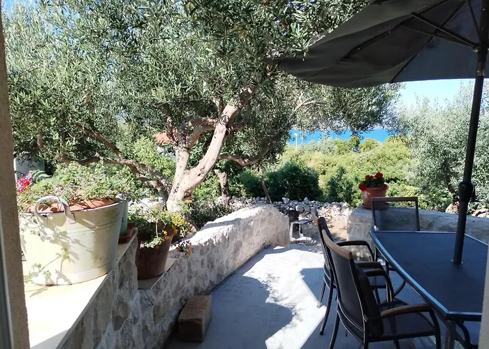 Maslina Апартаменты Kneza